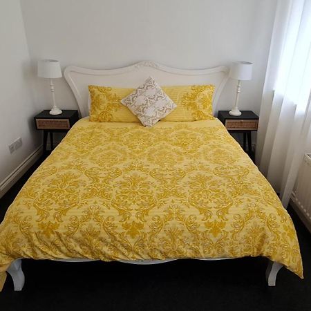 The Heathers - Near Beach & Free Golf Bag & Clubs. Apartment Maybole Ngoại thất bức ảnh